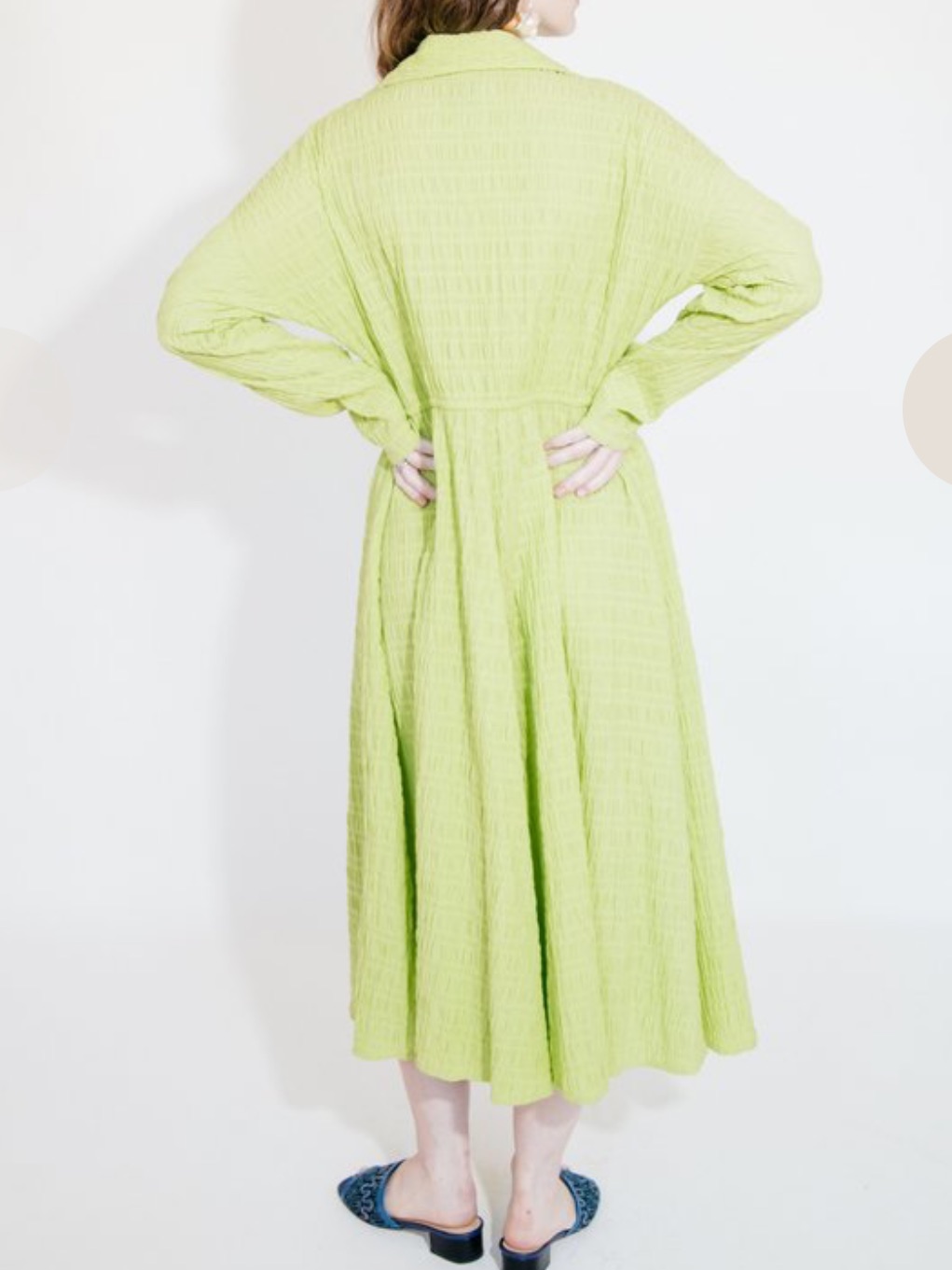 Nikki Chasin Reynolds Crinkle Collared Shirtdress Midi Dress Tan Butterscotch — image 3 of 8